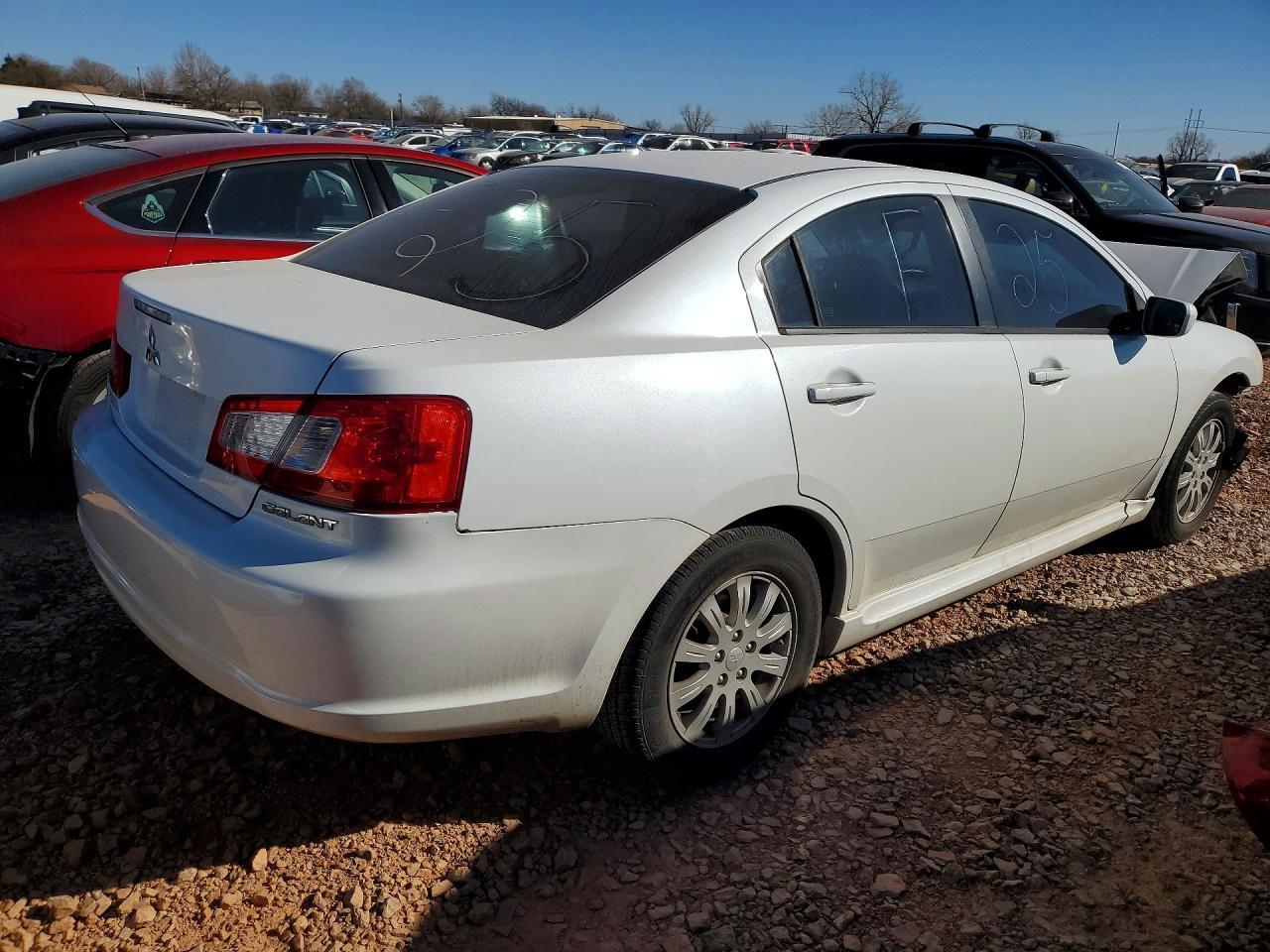 2010 Mitsubishi Galant Fe - Фото 3