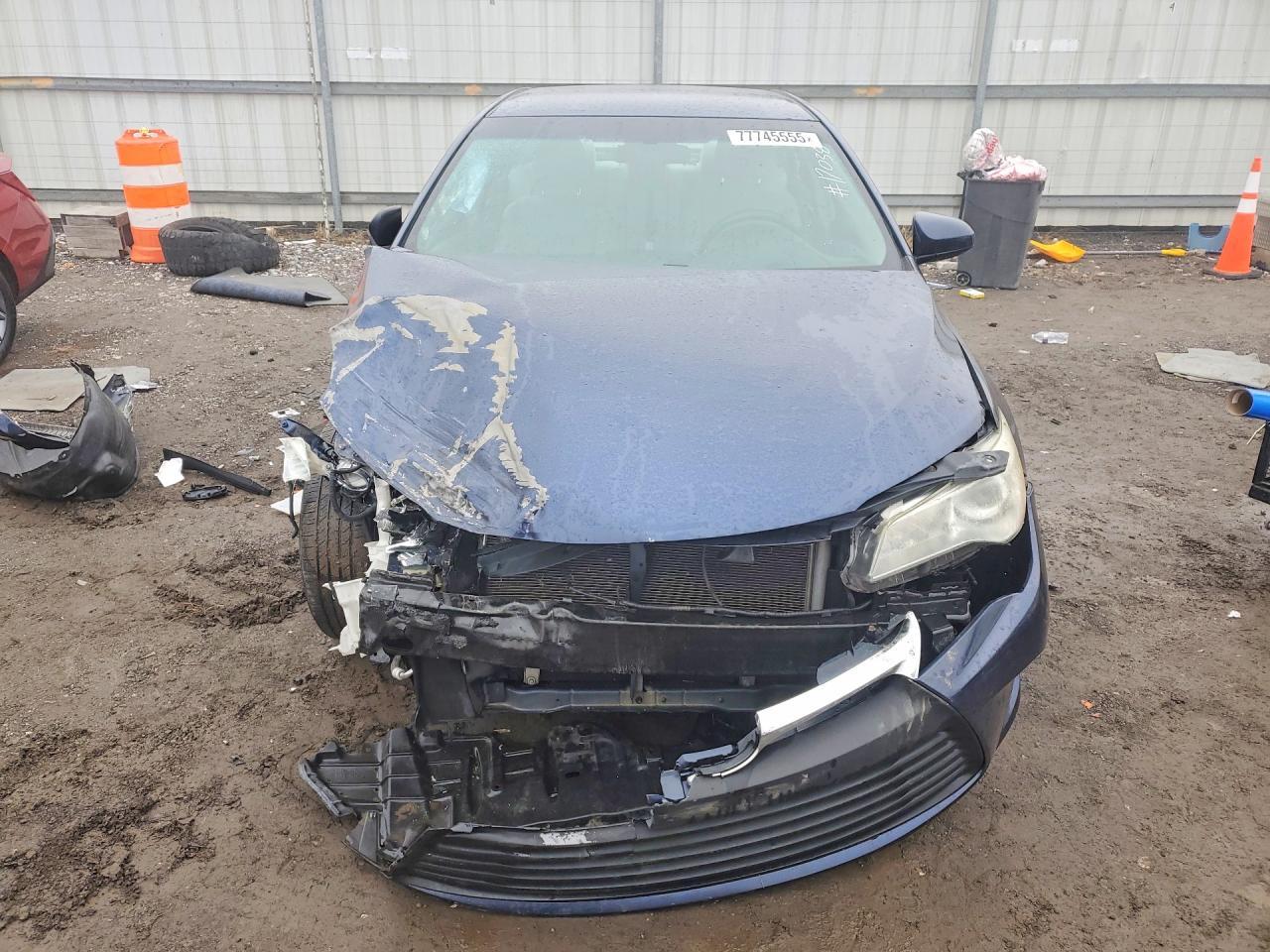 2015 Toyota Camry Le - Фото 5