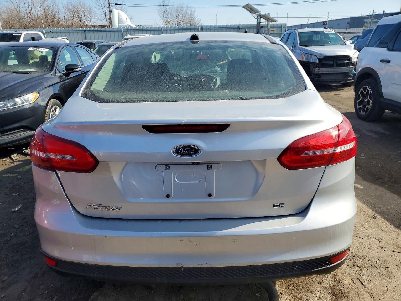 2018 Ford Focus Se - Image 6