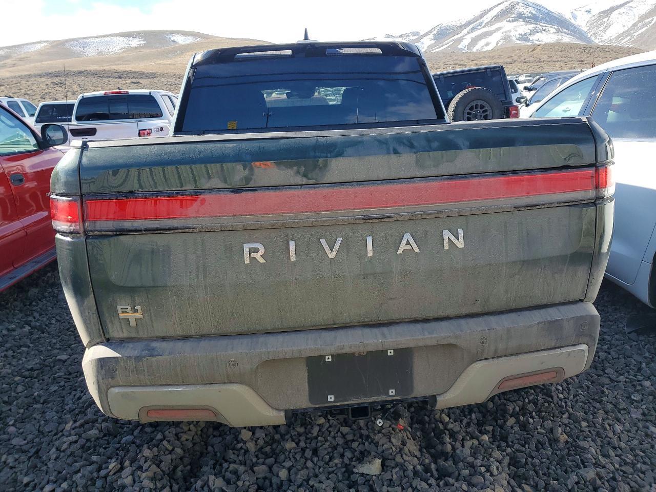 2022 Rivian R1T Adventure - Image 6