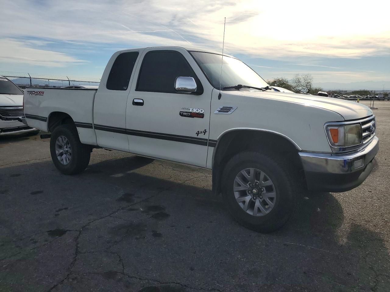 1997 Toyota T100 - Фото 4