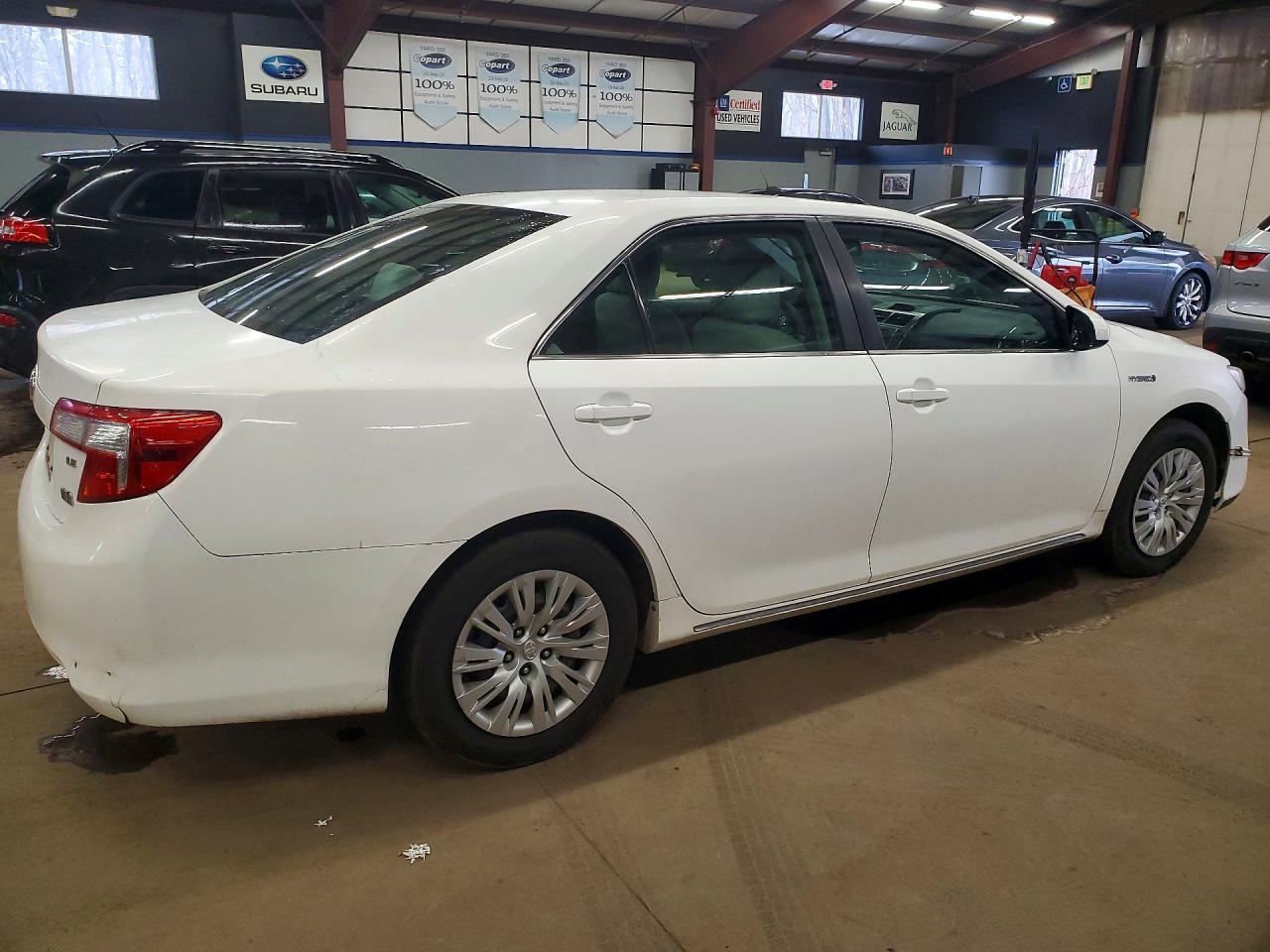 2012 Toyota Camry Hybrid - Фото 3