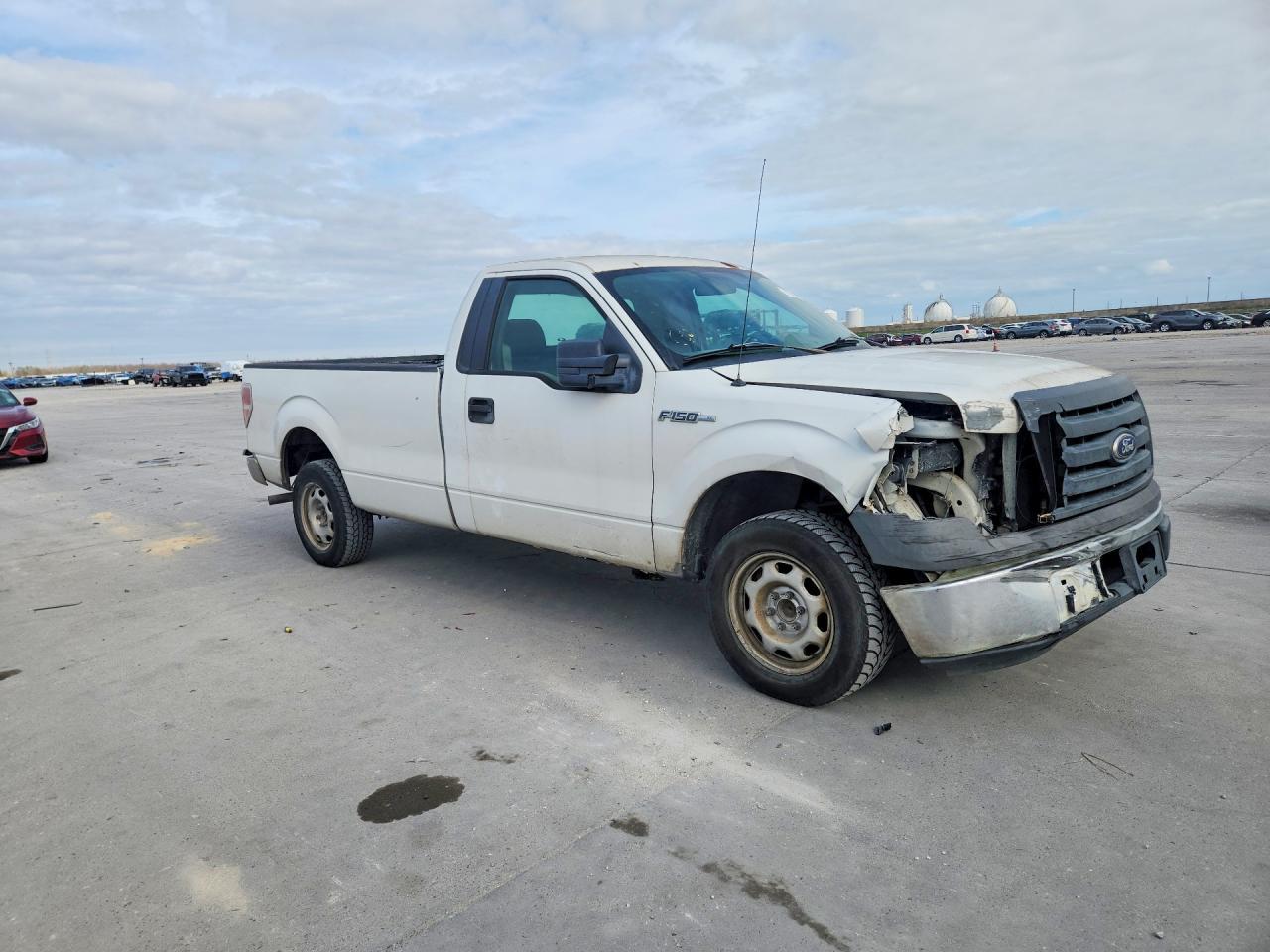 2010 Ford F150 - Фото 4