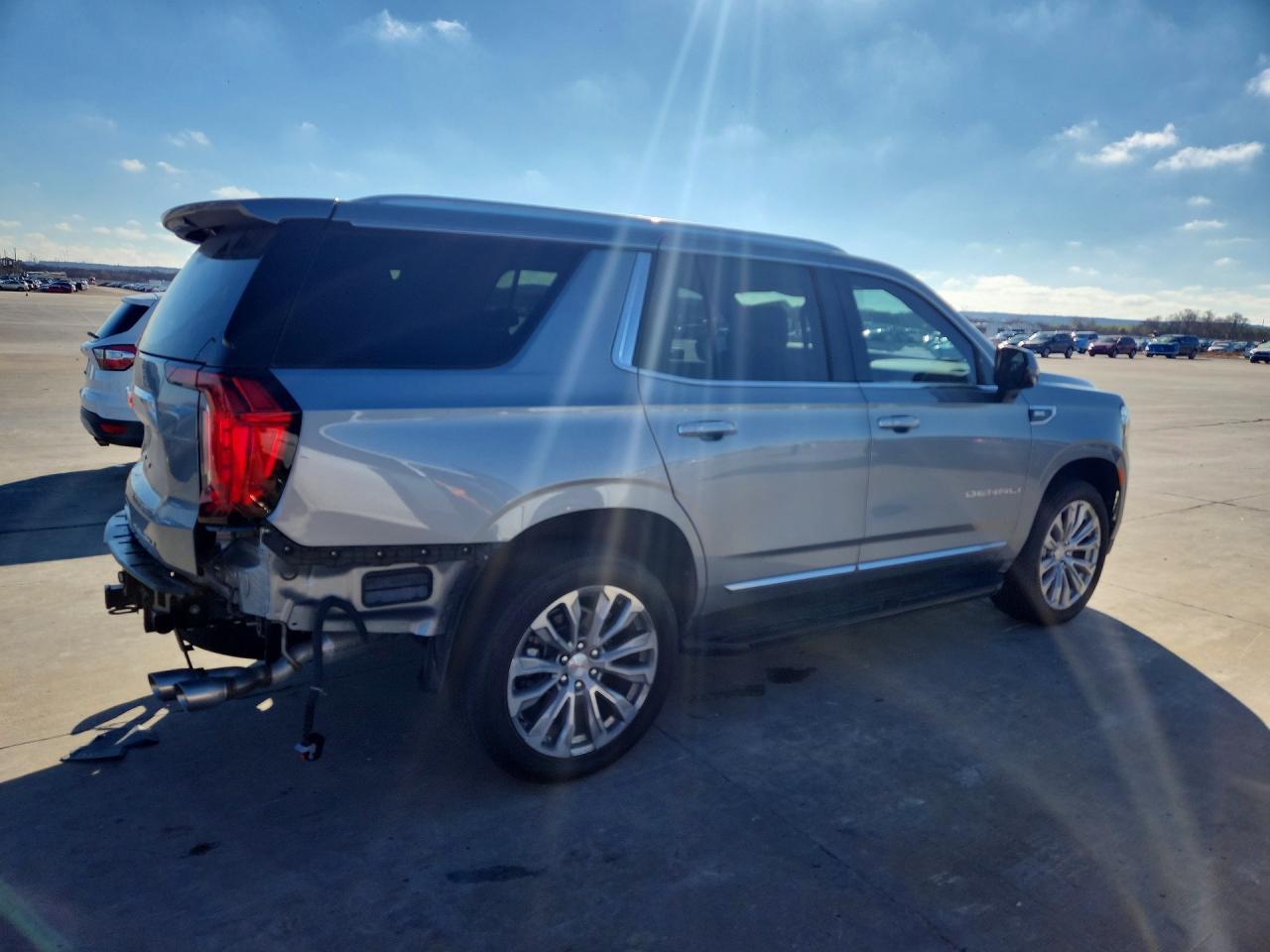 2024 GMC Yukon Denali - Фото 3