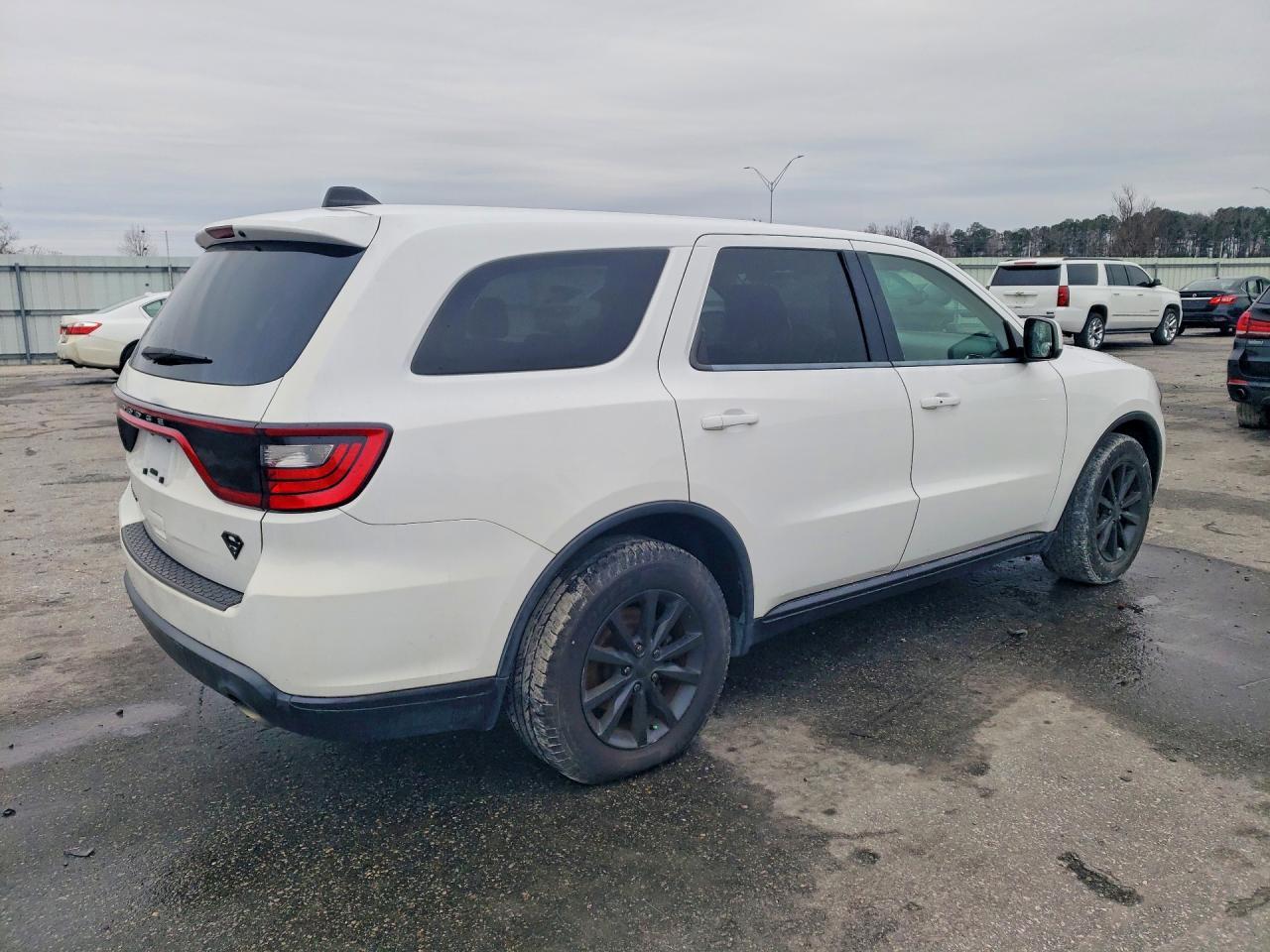2017 Dodge Durango Sxt - Image 3