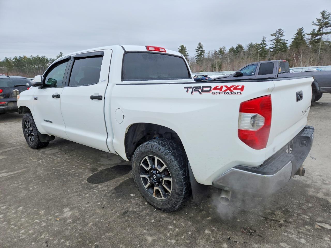 2014 Toyota Tundra Crewmax Sr5 - Фото 2