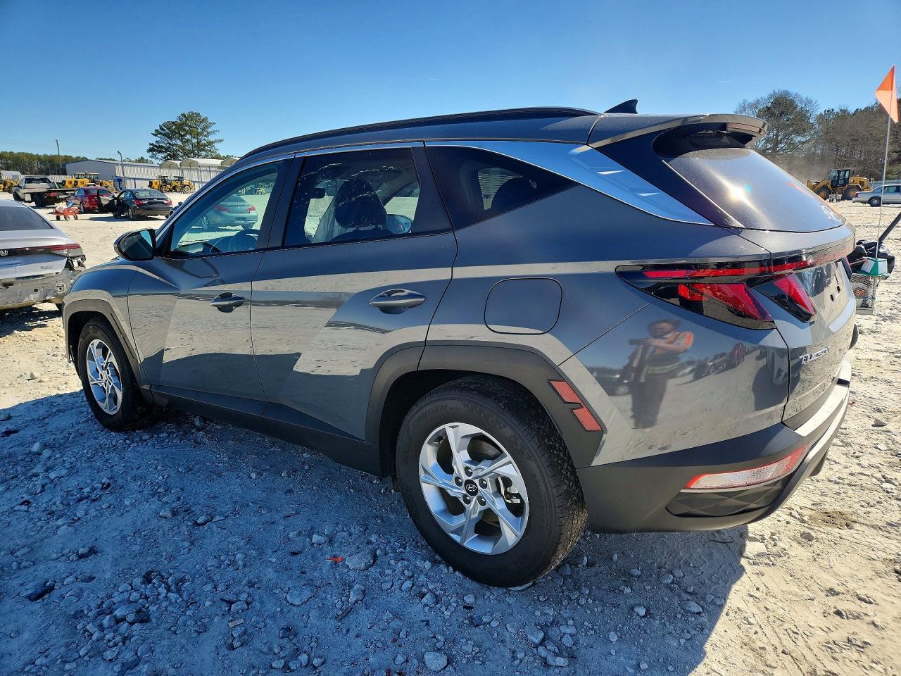 2024 Hyundai Tucson Sel - Image 2