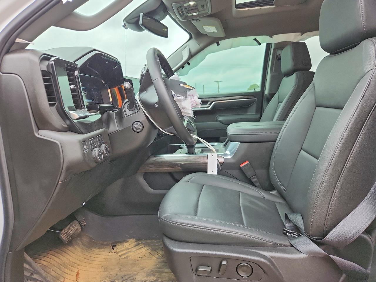 2025 Chevrolet Silverado K1500 Ltz - Image 7