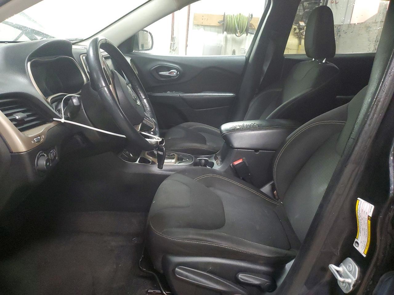 2015 Jeep Cherokee Latitude - Image 7