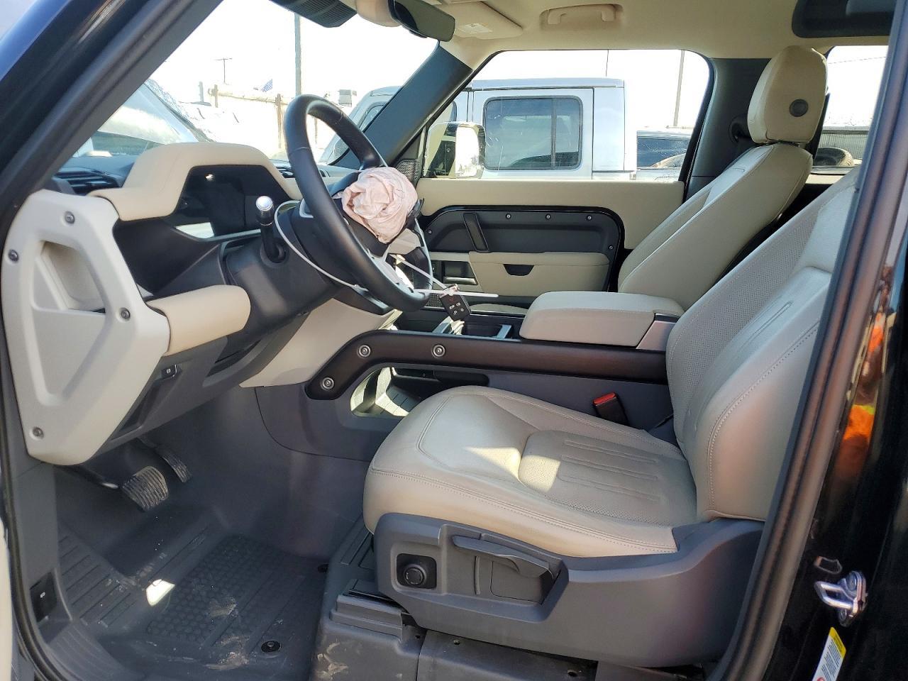 2022 Land Rover Defender 90 S - Фото 7