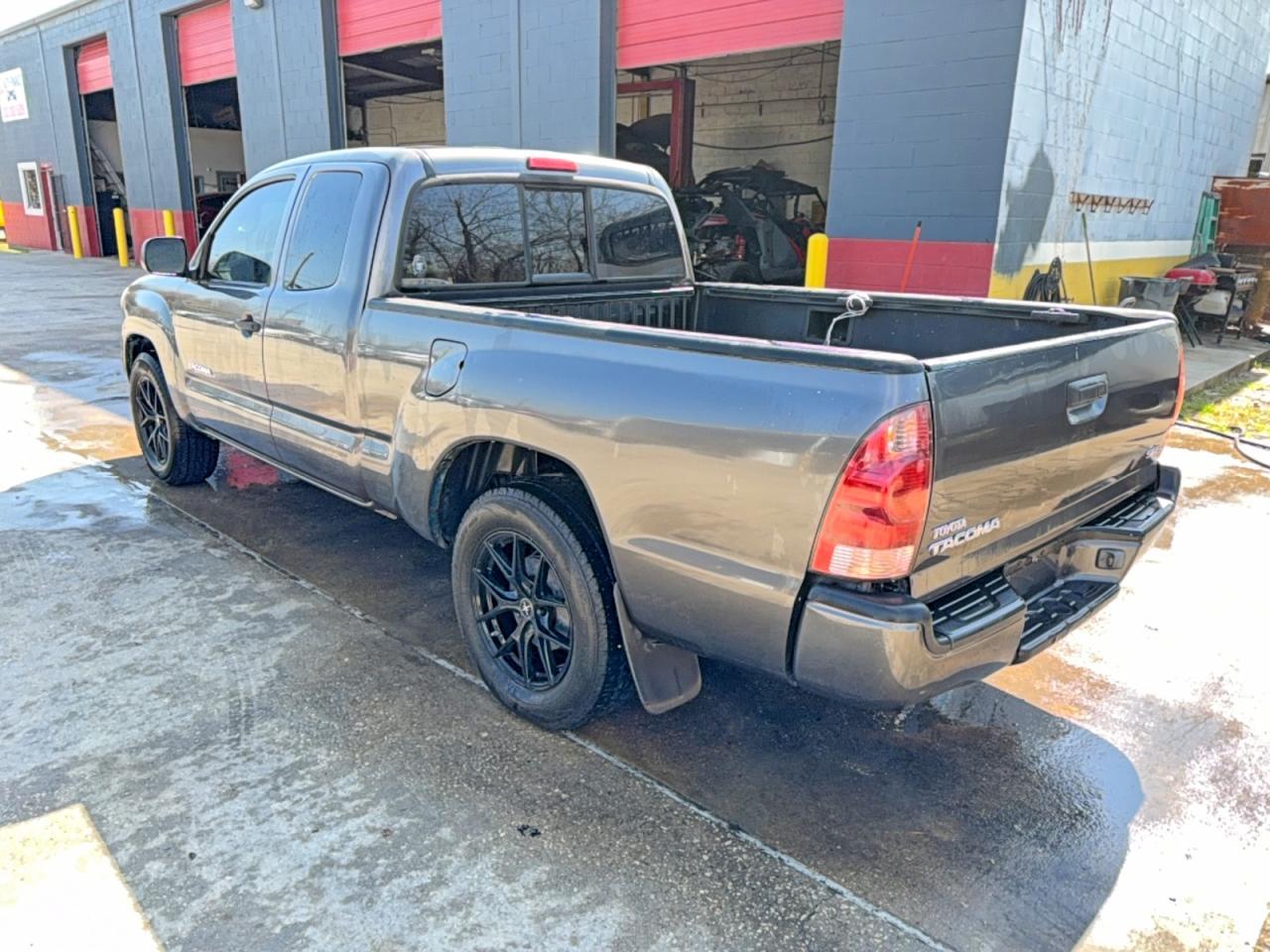 2011 Toyota Tacoma Access Cab - Фото 3