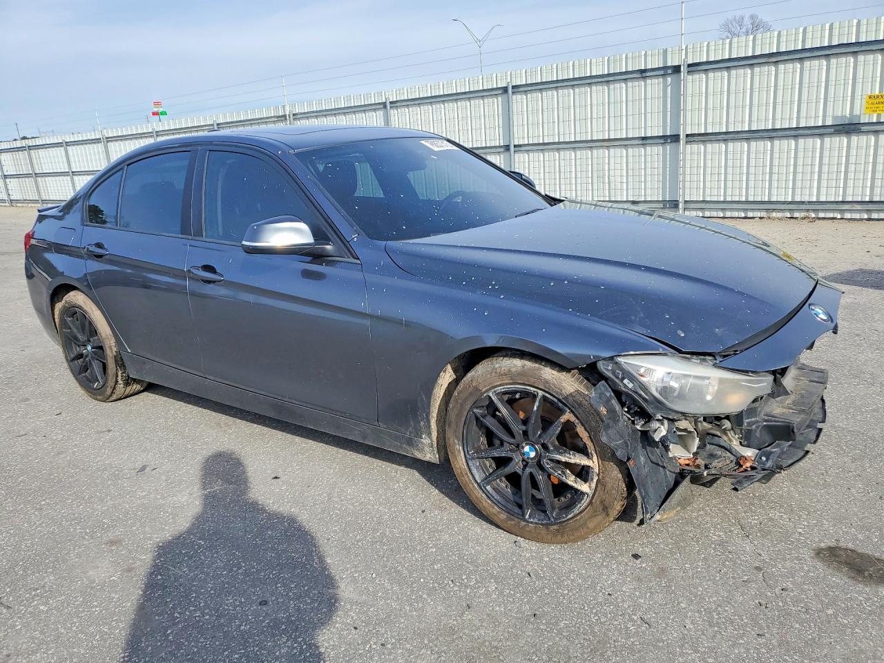 2016 BMW 320 Xi - Фото 4