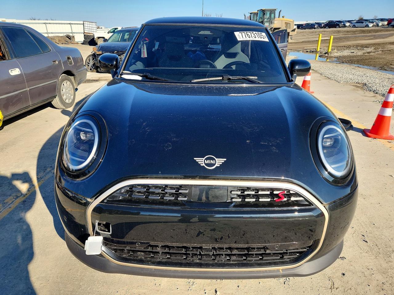 2025 Mini Cooper S - Фото 5