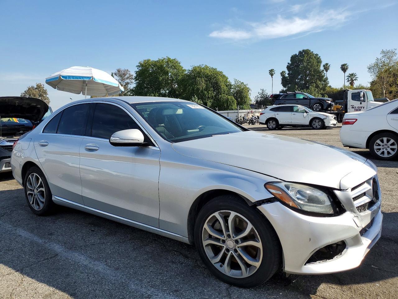 2015 Mercedes-Benz C 300 4Matic - Фото 4