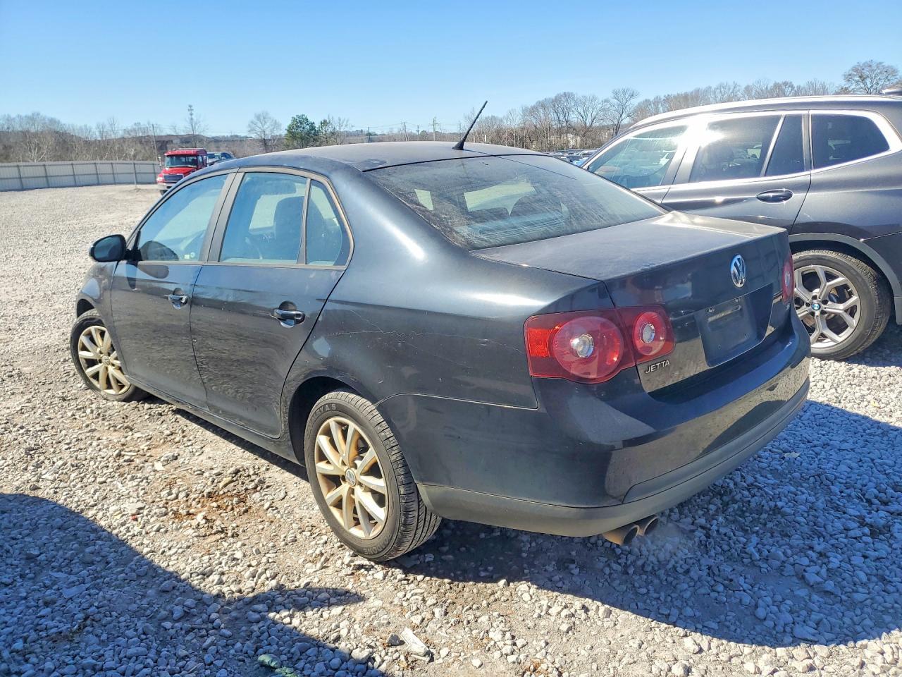 2010 Volkswagen Jetta Se - Фото 2