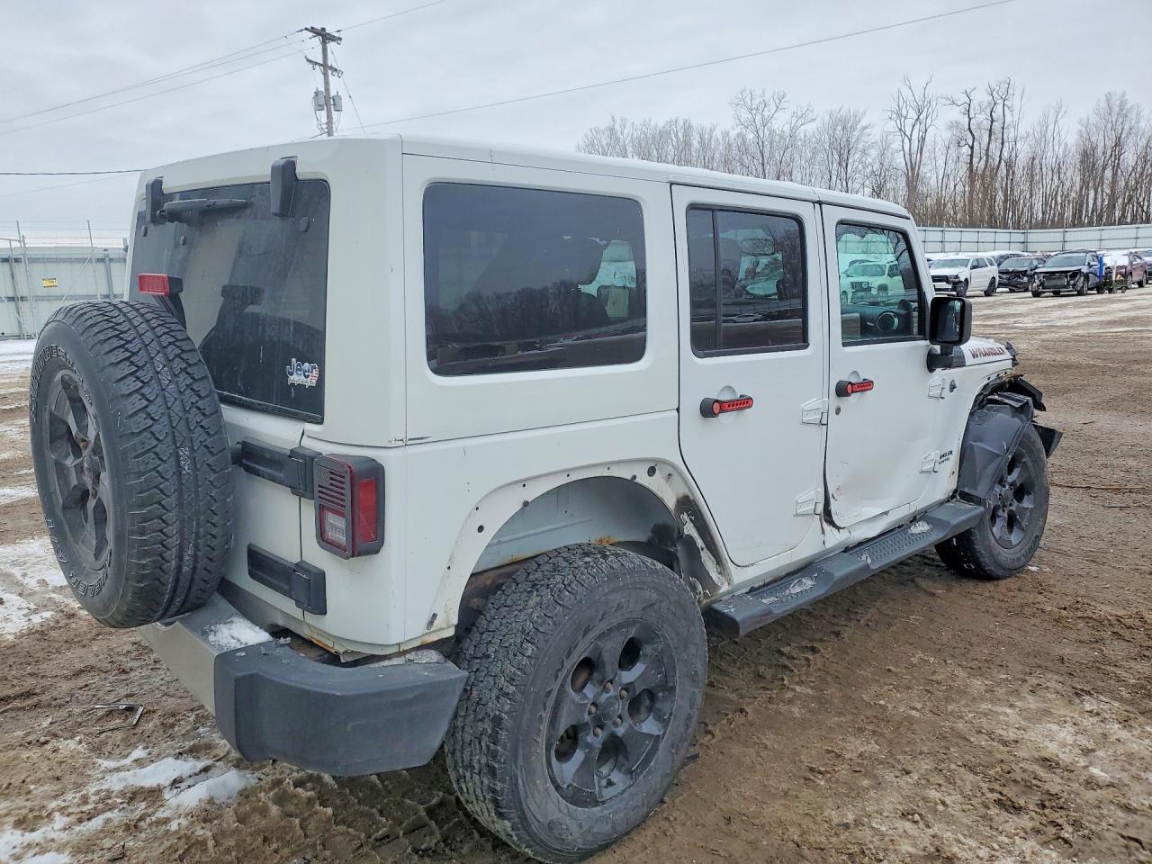2014 Jeep Wrangler Unlimited Sahara - Фото 3