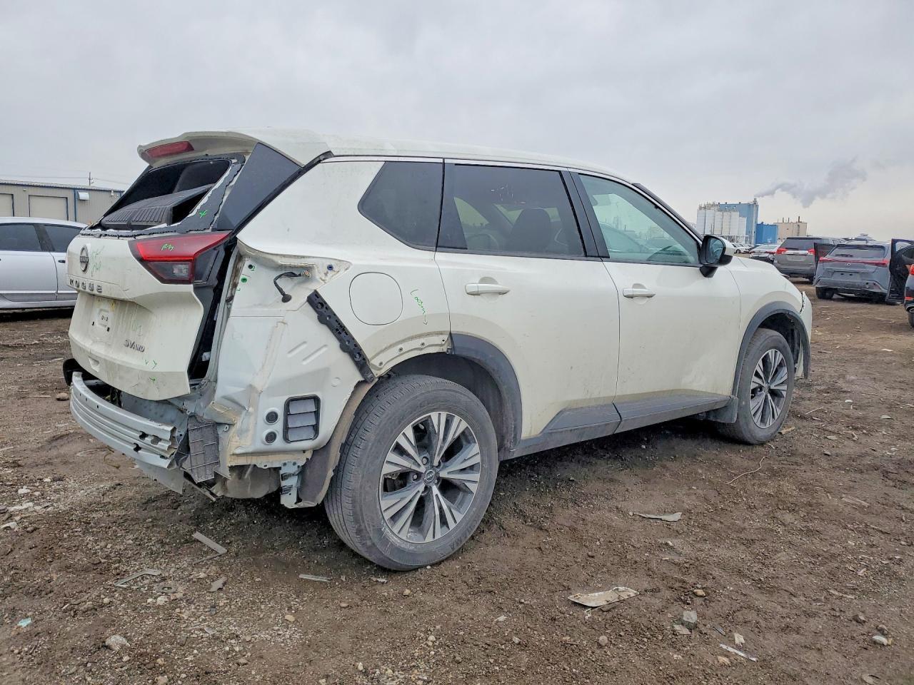 2023 Nissan Rogue Sv - Image 3