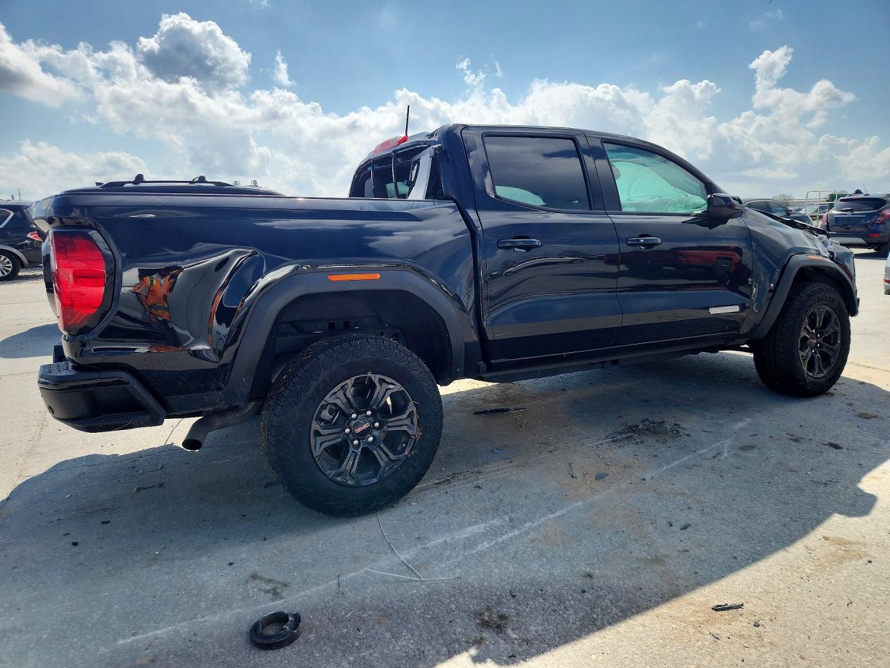 2025 GMC Canyon Elevation - Image 3
