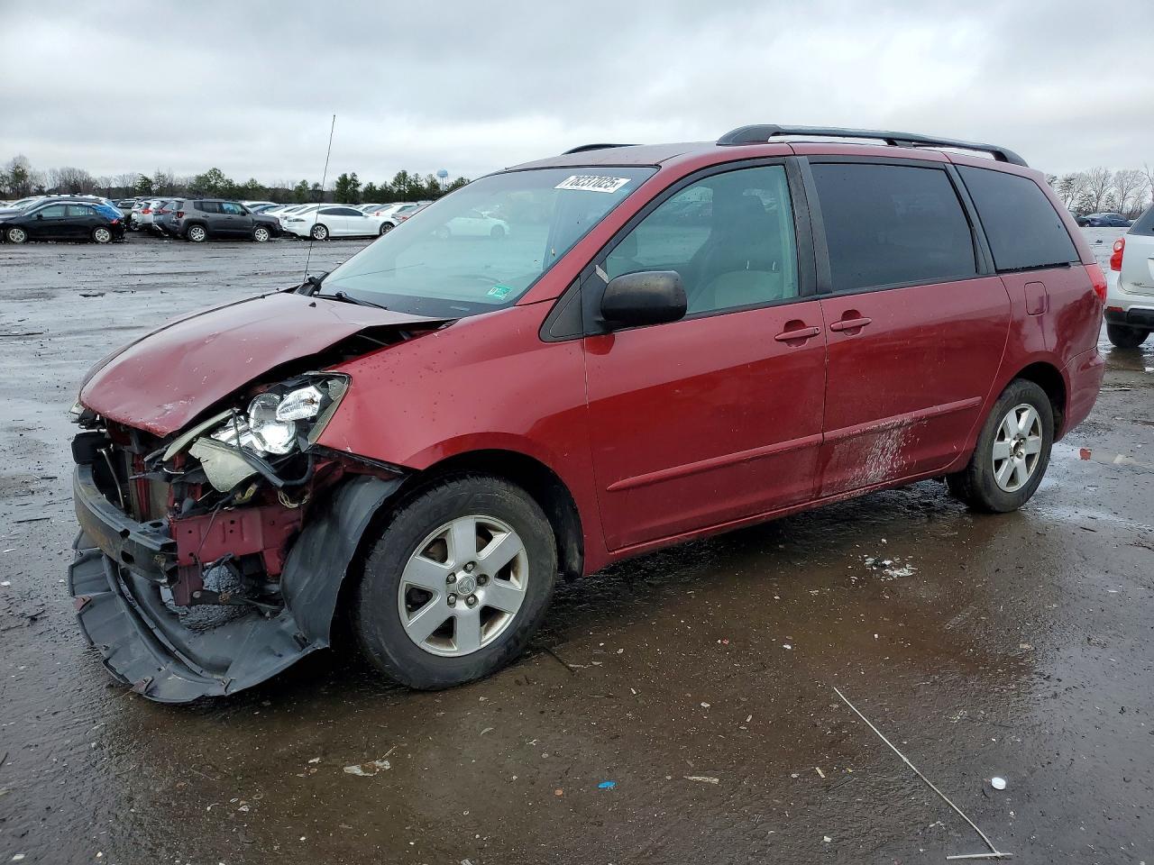 2006 Toyota Sienna Le 7 Passenger