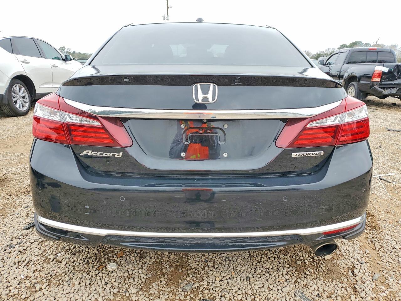 2017 Honda Accord Ex - Image 6