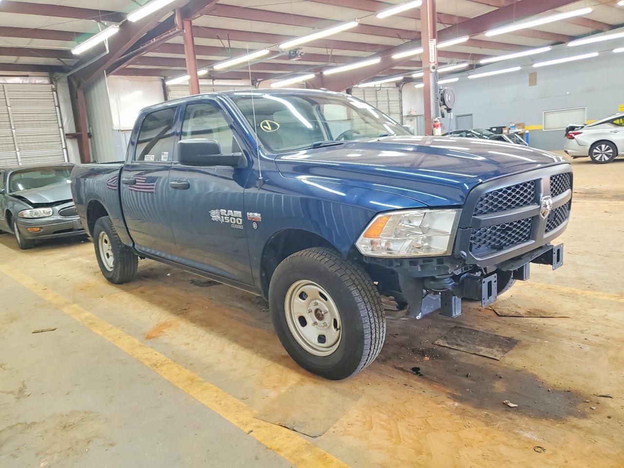 2021 Ram 1500 Classic Tradesman - Фото 4
