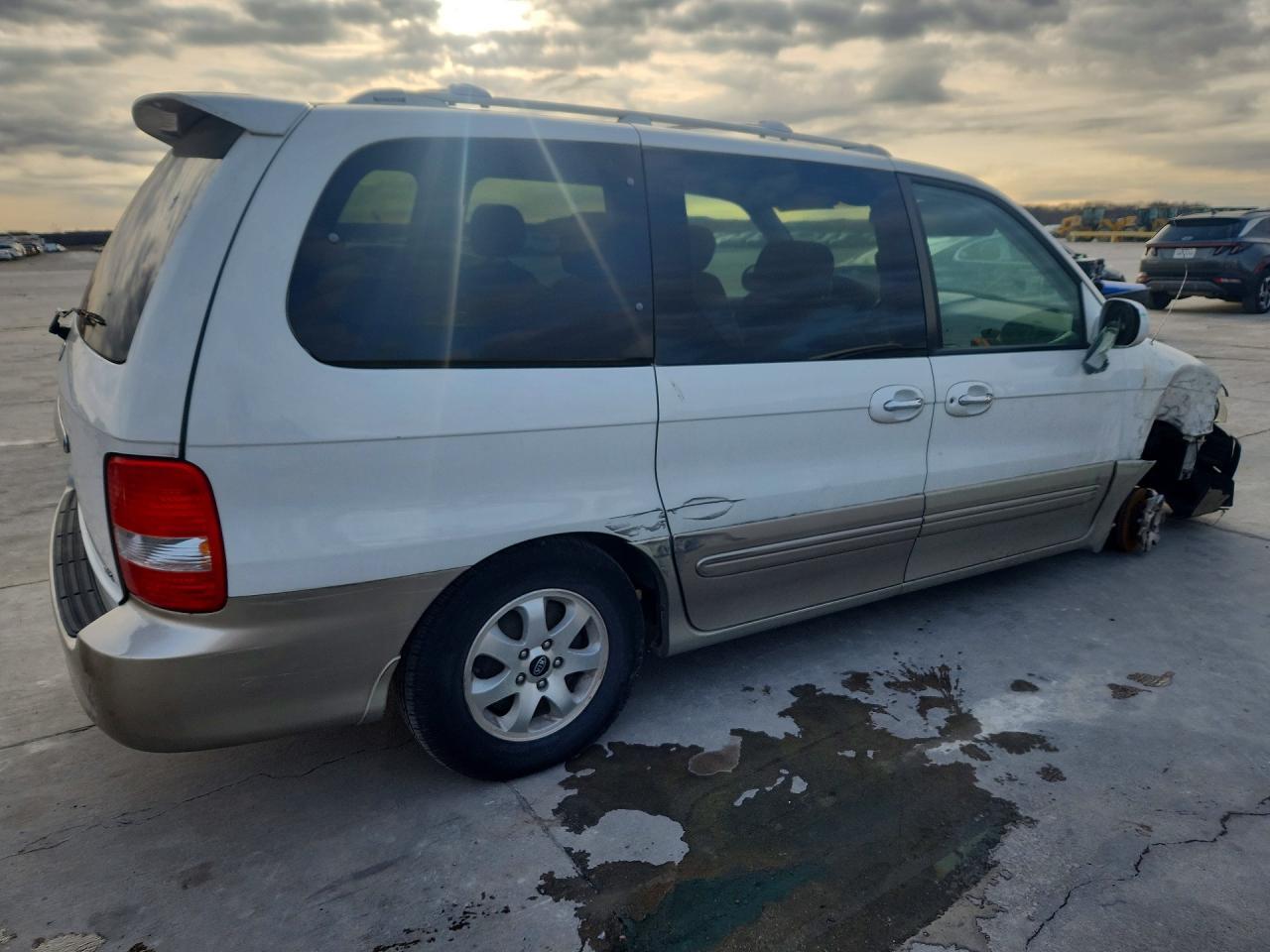 2005 Kia Sedona Lx - Фото 3