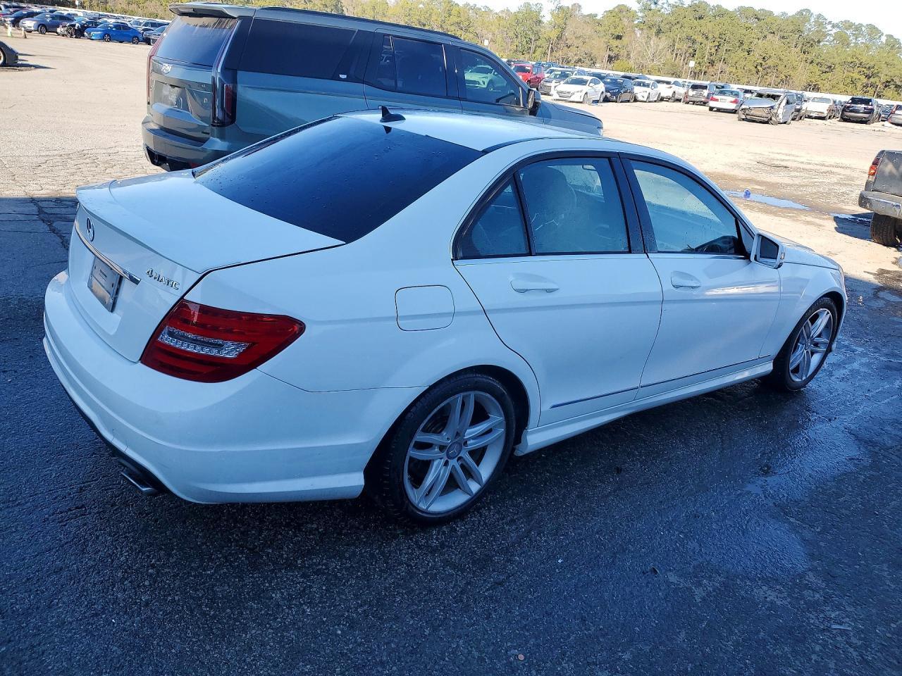 2014 Mercedes-Benz C 300 4Matic - Фото 3