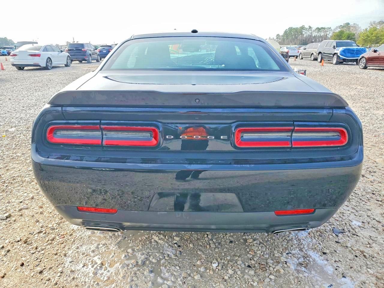 2023 Dodge Challenger Sxt - Фото 6