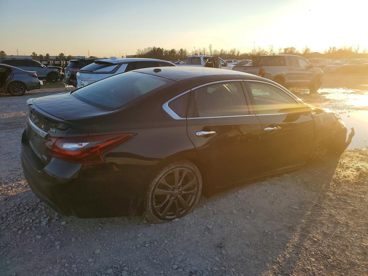 2018 Nissan Altima 2.5 - Фото 3