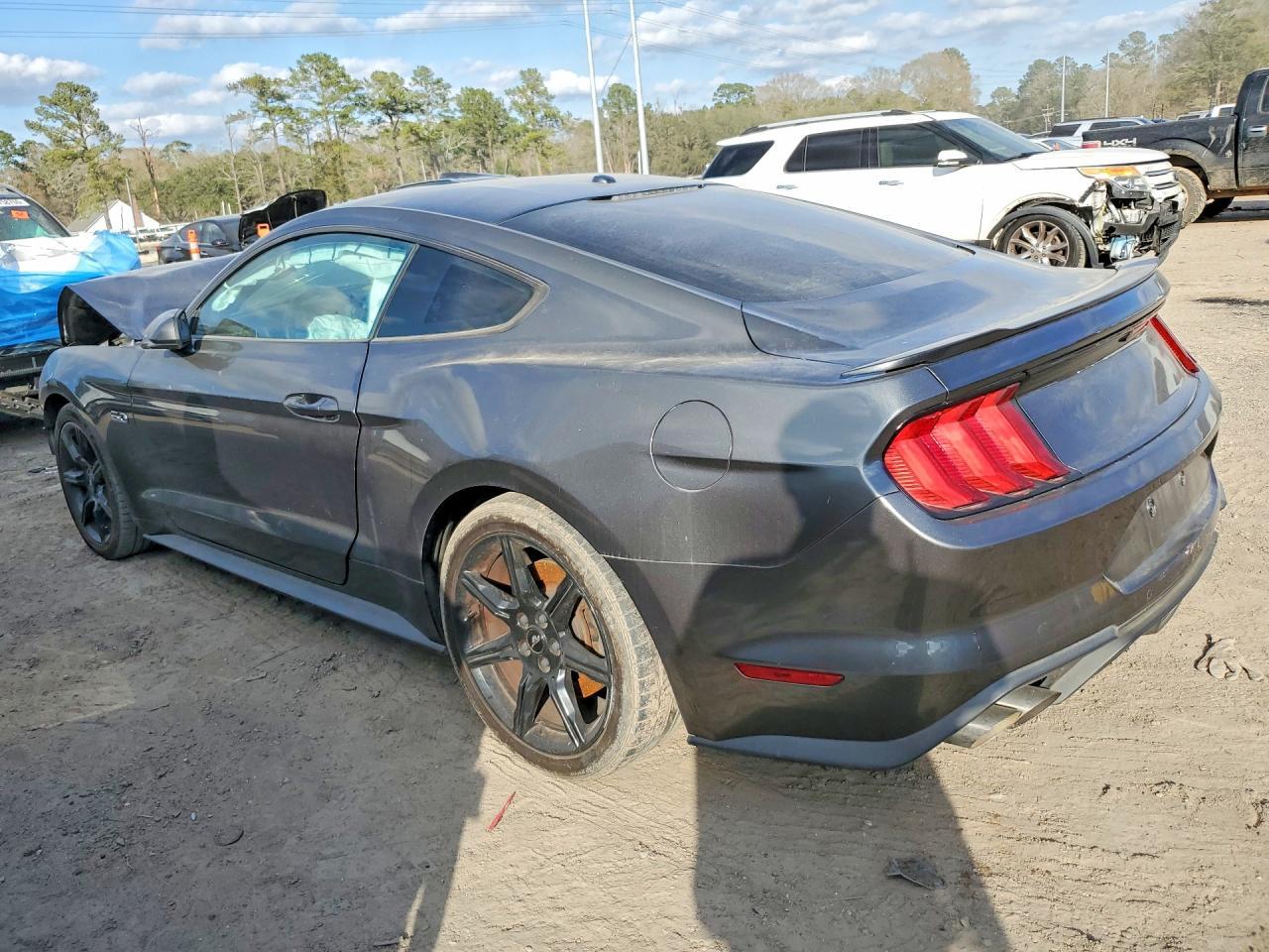 2018 Ford Mustang Gt - Фото 2