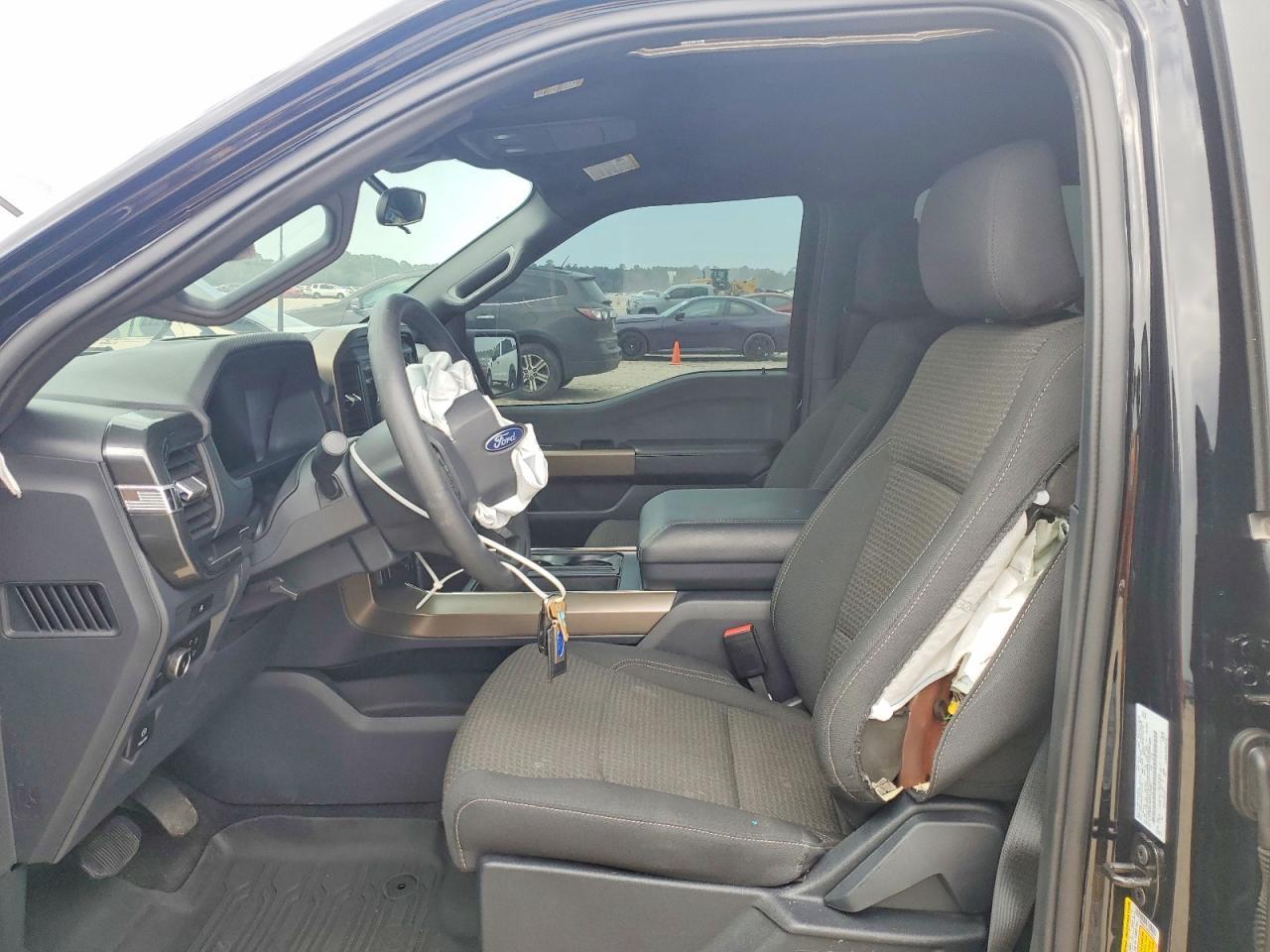 2025 Ford F150 Stx - Фото 7