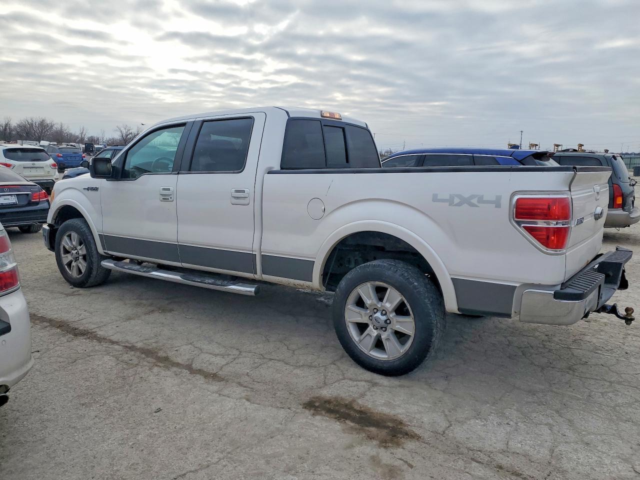 2010 Ford F150 Supercrew - Image 2