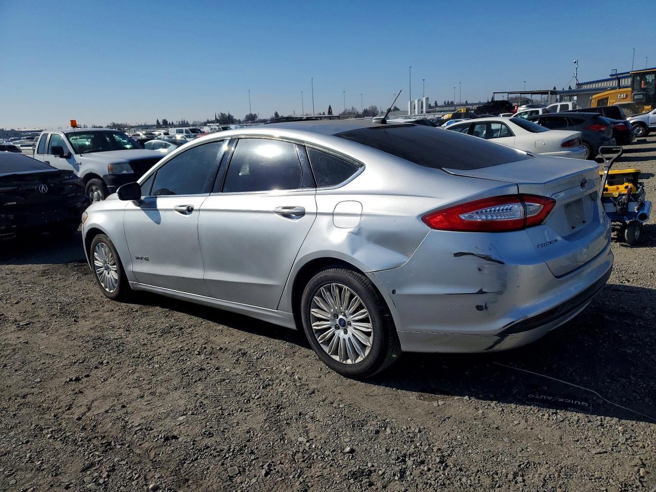 2014 Ford Fusion Se Hybrid - Фото 2