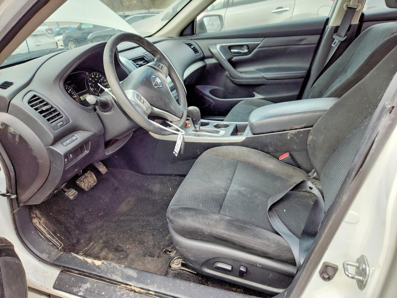 2015 Nissan Altima 2.5 - Фото 7