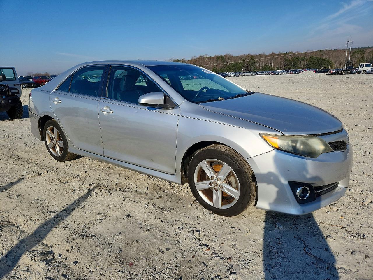 2013 Toyota Camry Se - Фото 4