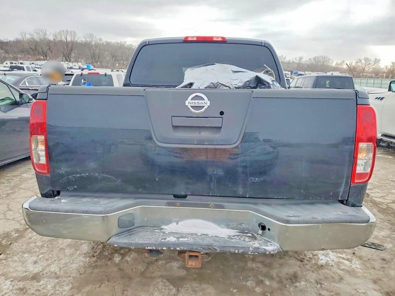 2005 Nissan Frontier - Image 6