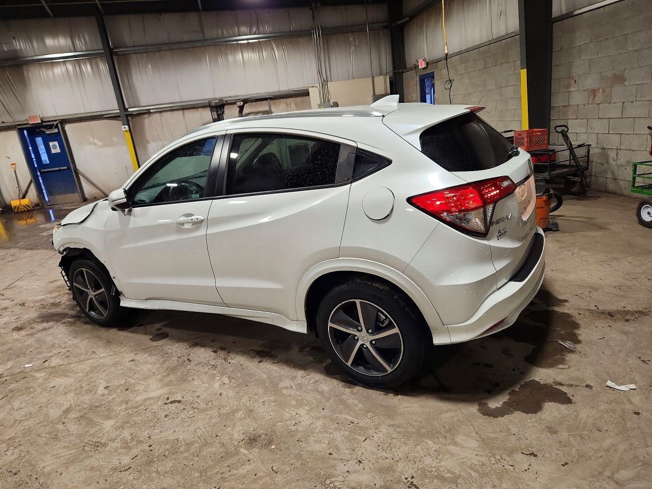 2020 Honda Hr-V Touring - Image 2