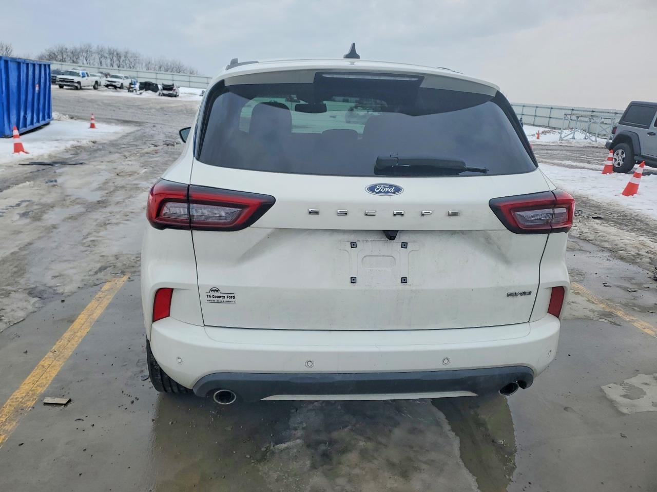 2023 Ford Escape St Line Elite - Фото 6