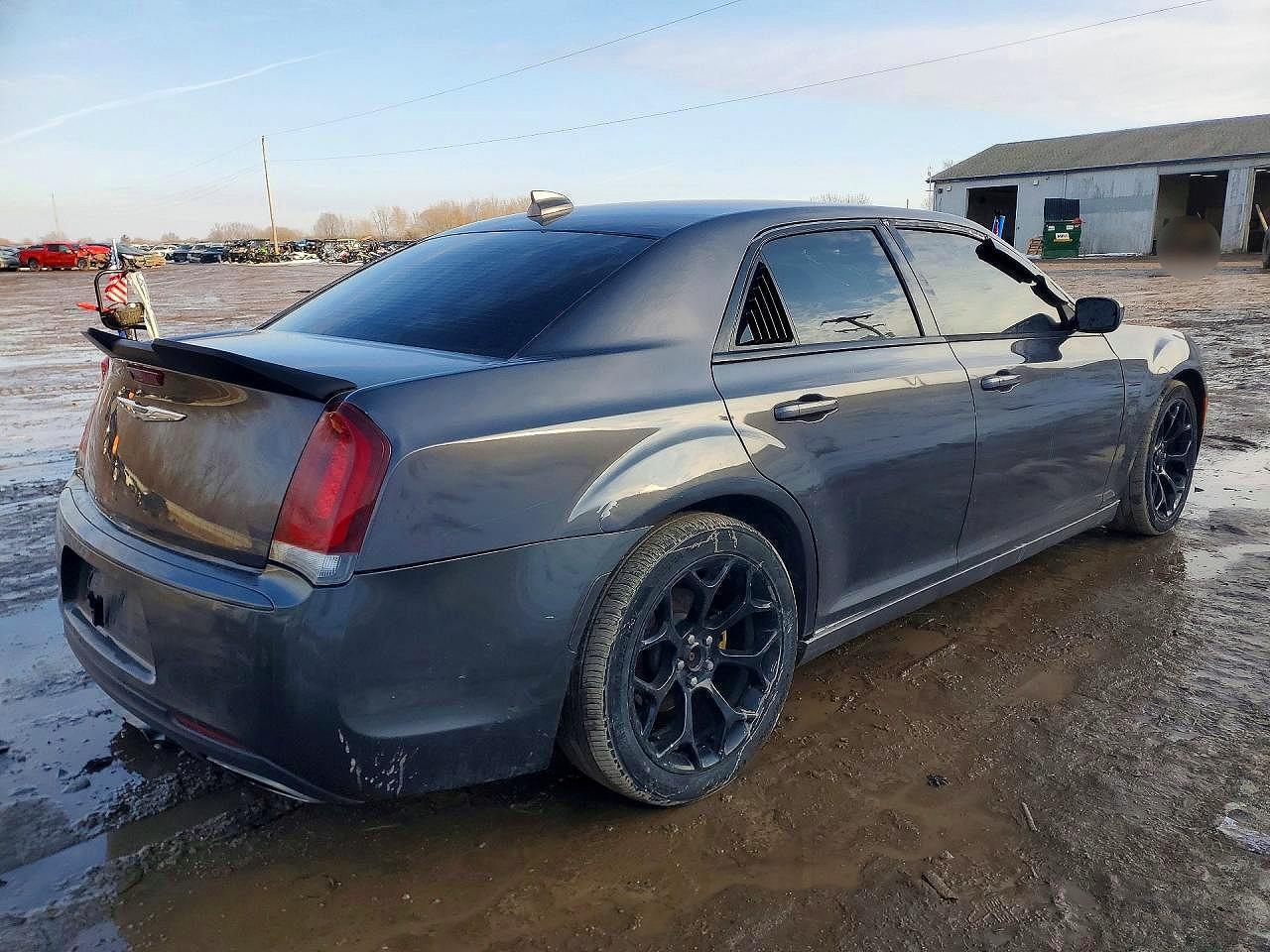 2016 Chrysler 300 S - Фото 3