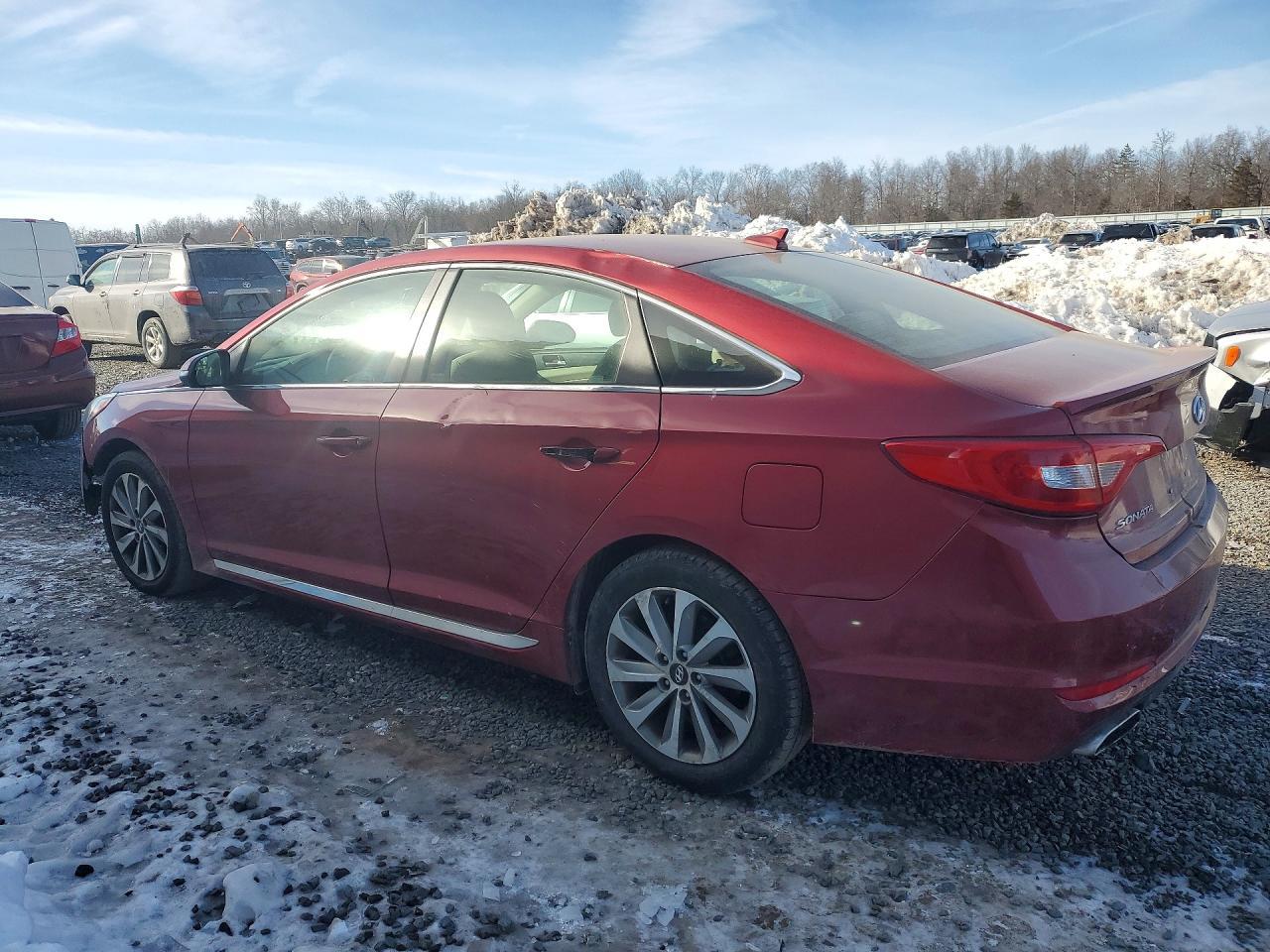 2015 Hyundai Sonata Sport - Image 2
