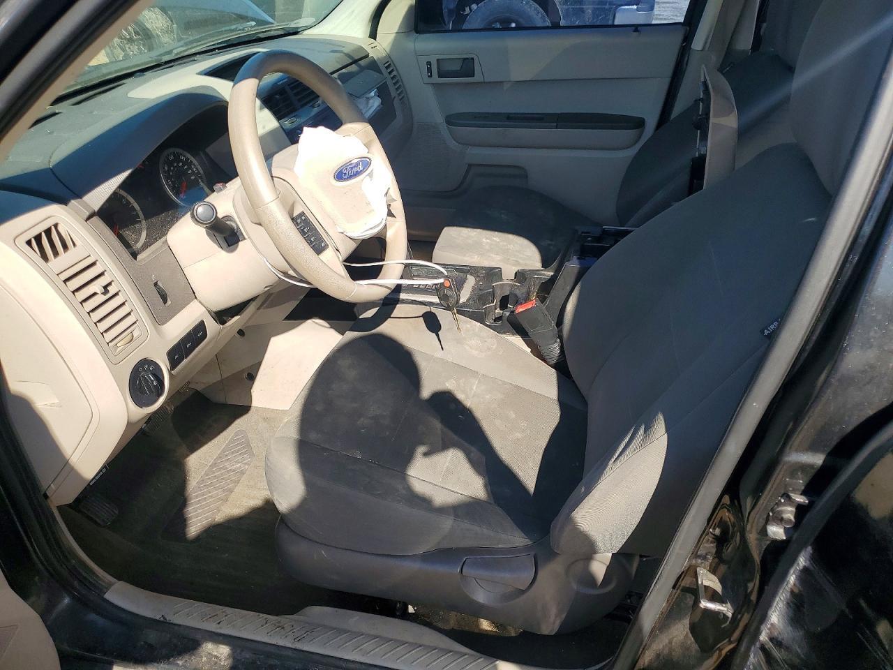 2011 Ford Escape Xls - Фото 7