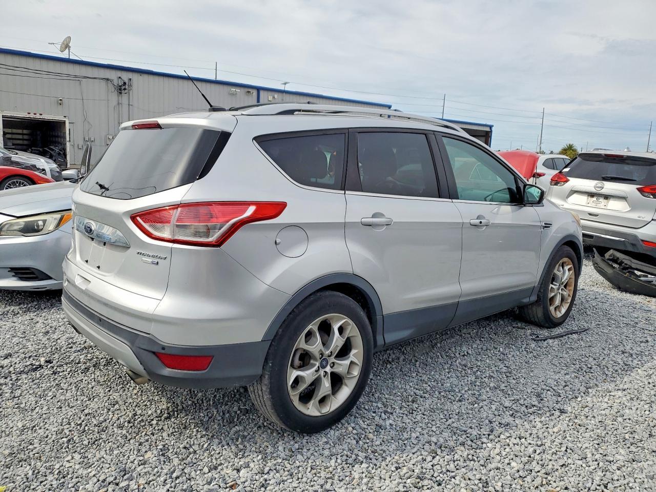 2014 Ford Escape Titanium - Фото 3