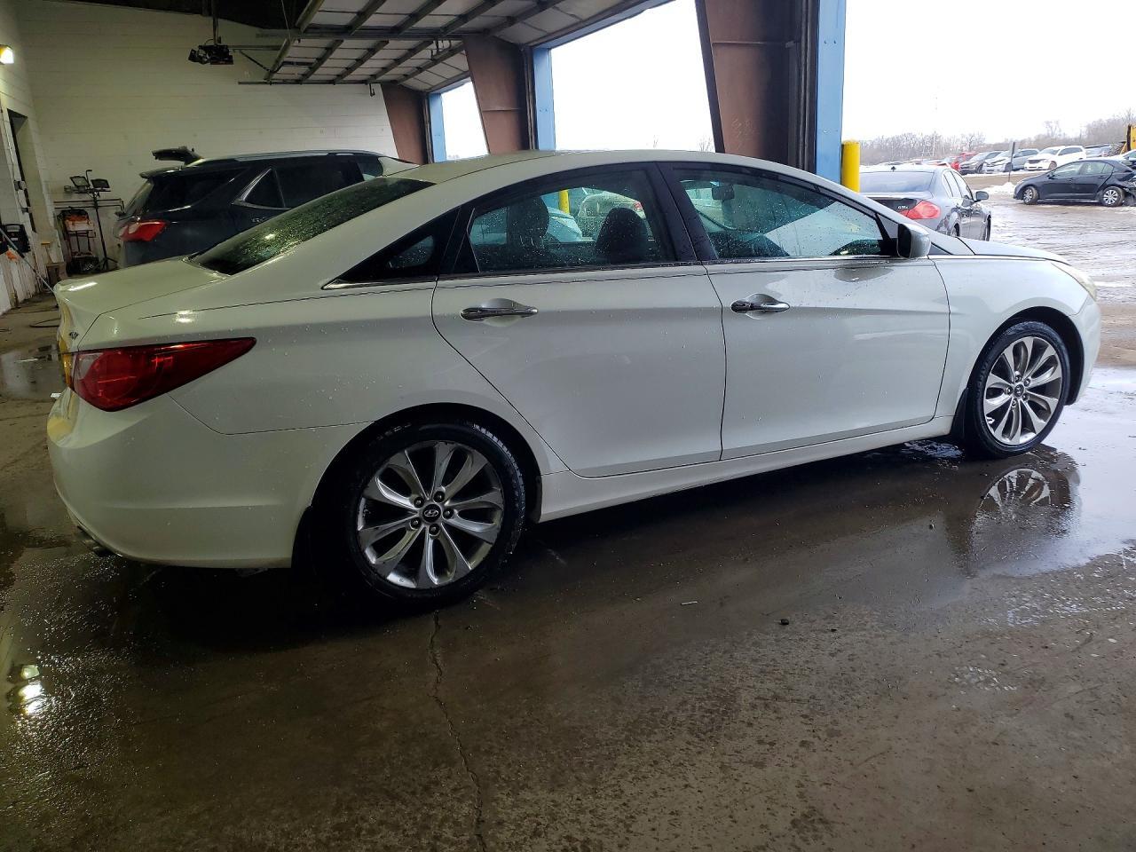 2011 Hyundai Sonata Se - Фото 3