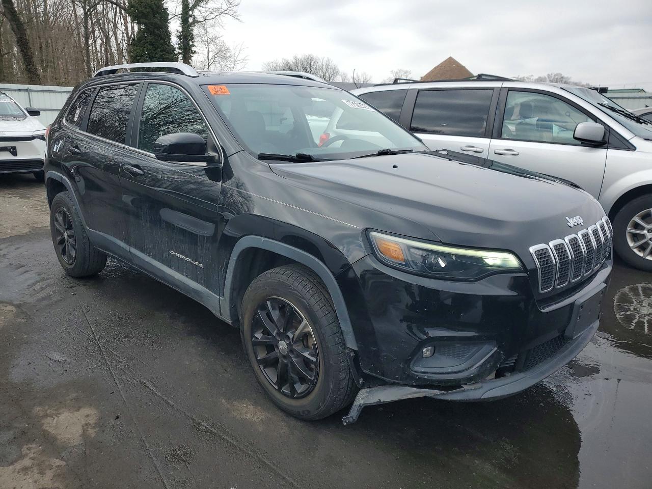 2019 Jeep Cherokee Latitude Plus - Фото 4