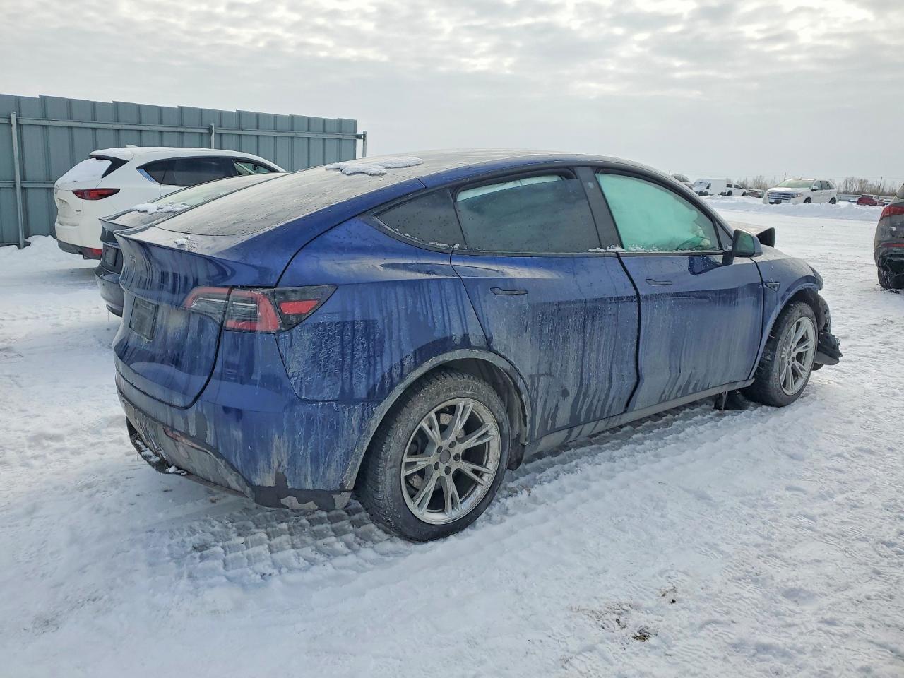2023 Tesla Model Y - Image 3