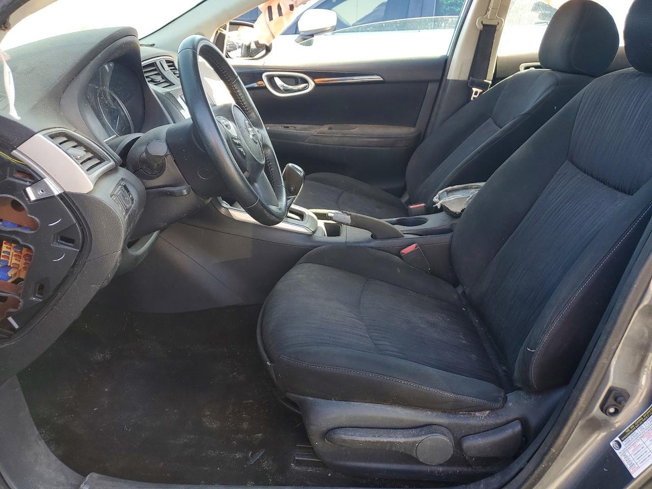 2019 Nissan Sentra S - Image 7