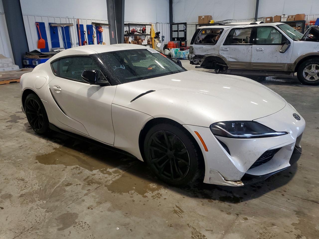 2021 Toyota Gr Supra 2.0 - Image 4