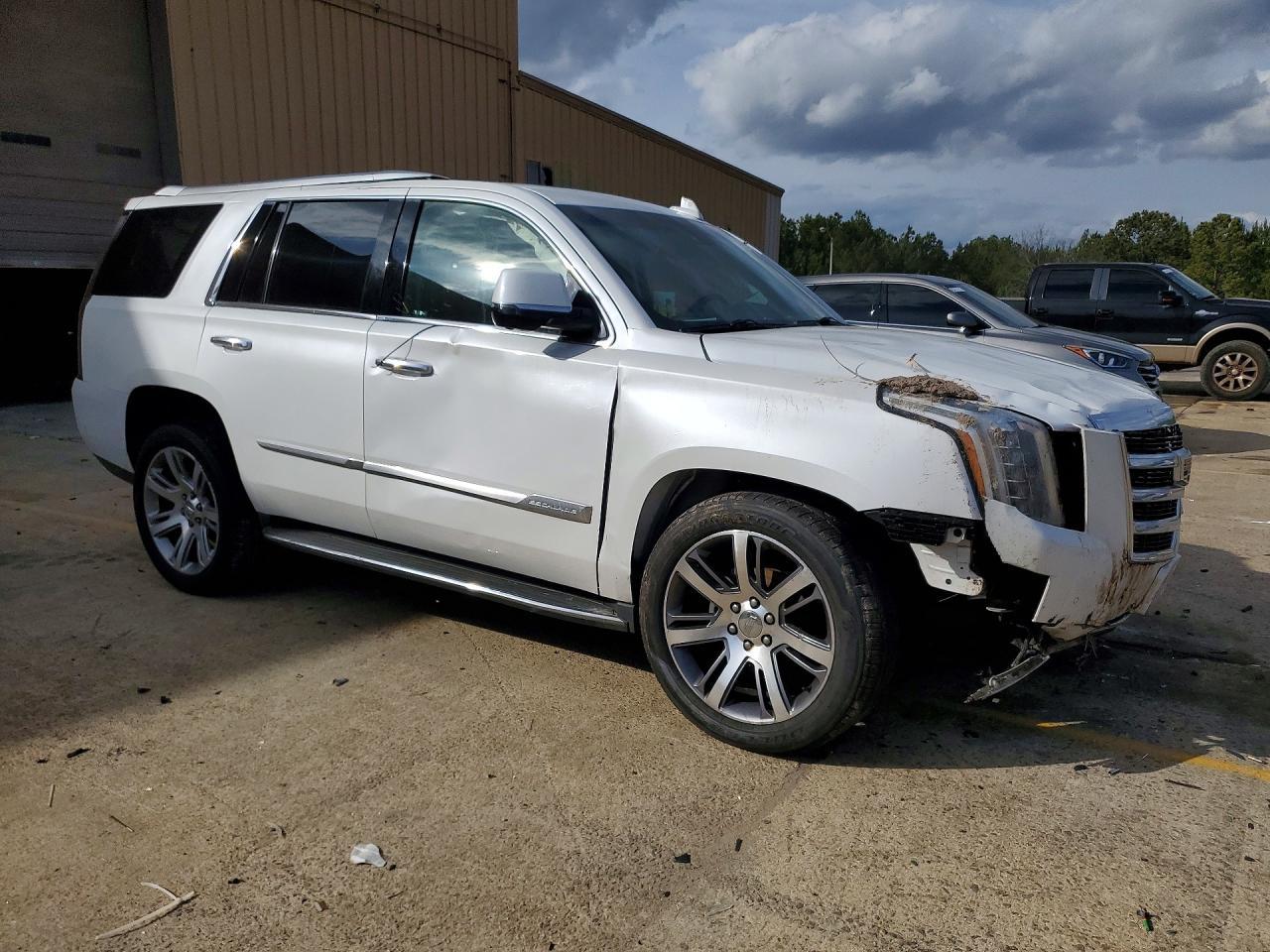 2017 Cadillac Escalade Luxury - Фото 4
