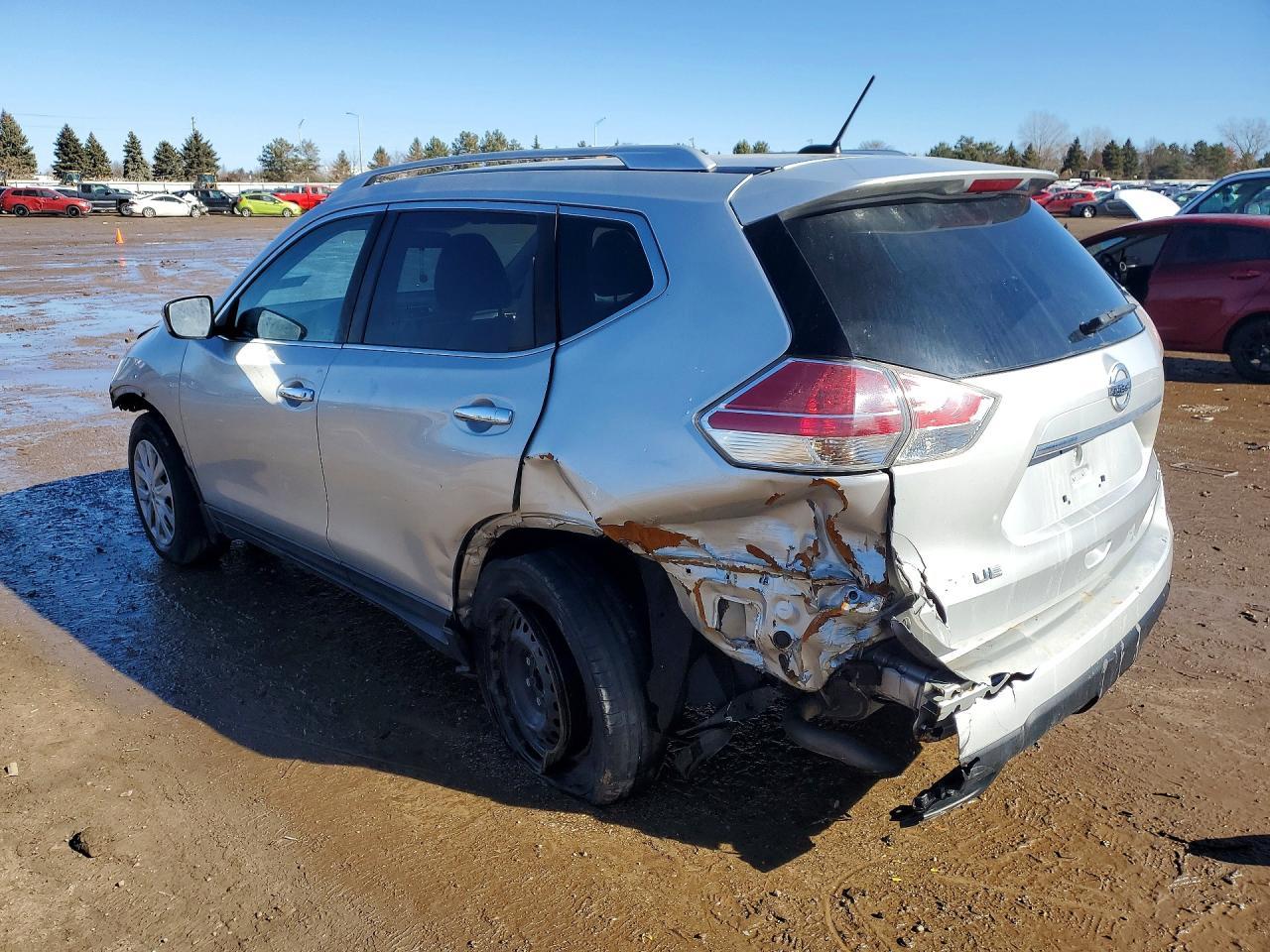 2016 Nissan Rogue S - Image 2