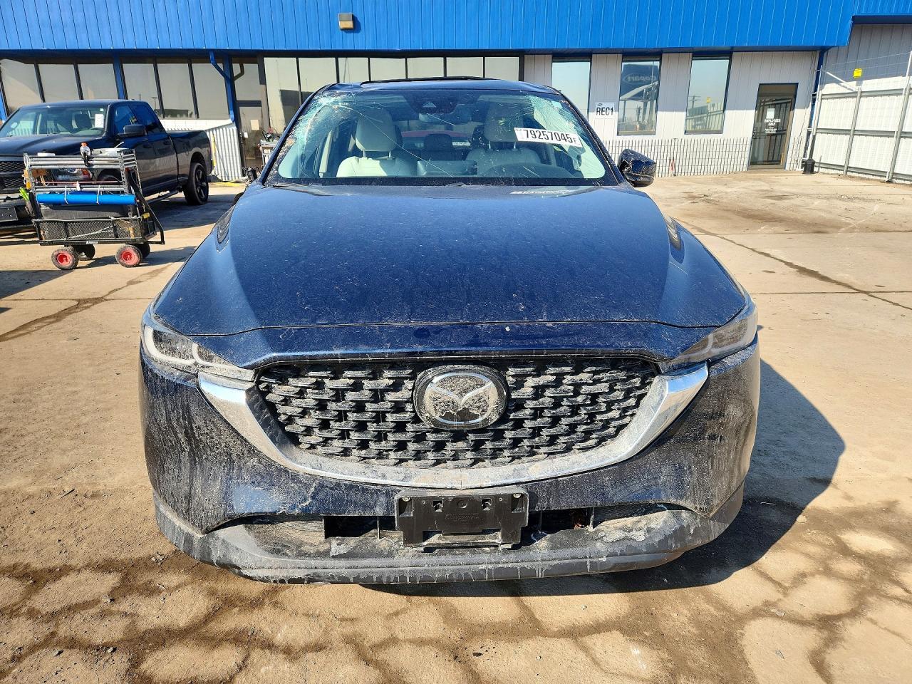 2022 Mazda Cx-5 Premium - Image 5